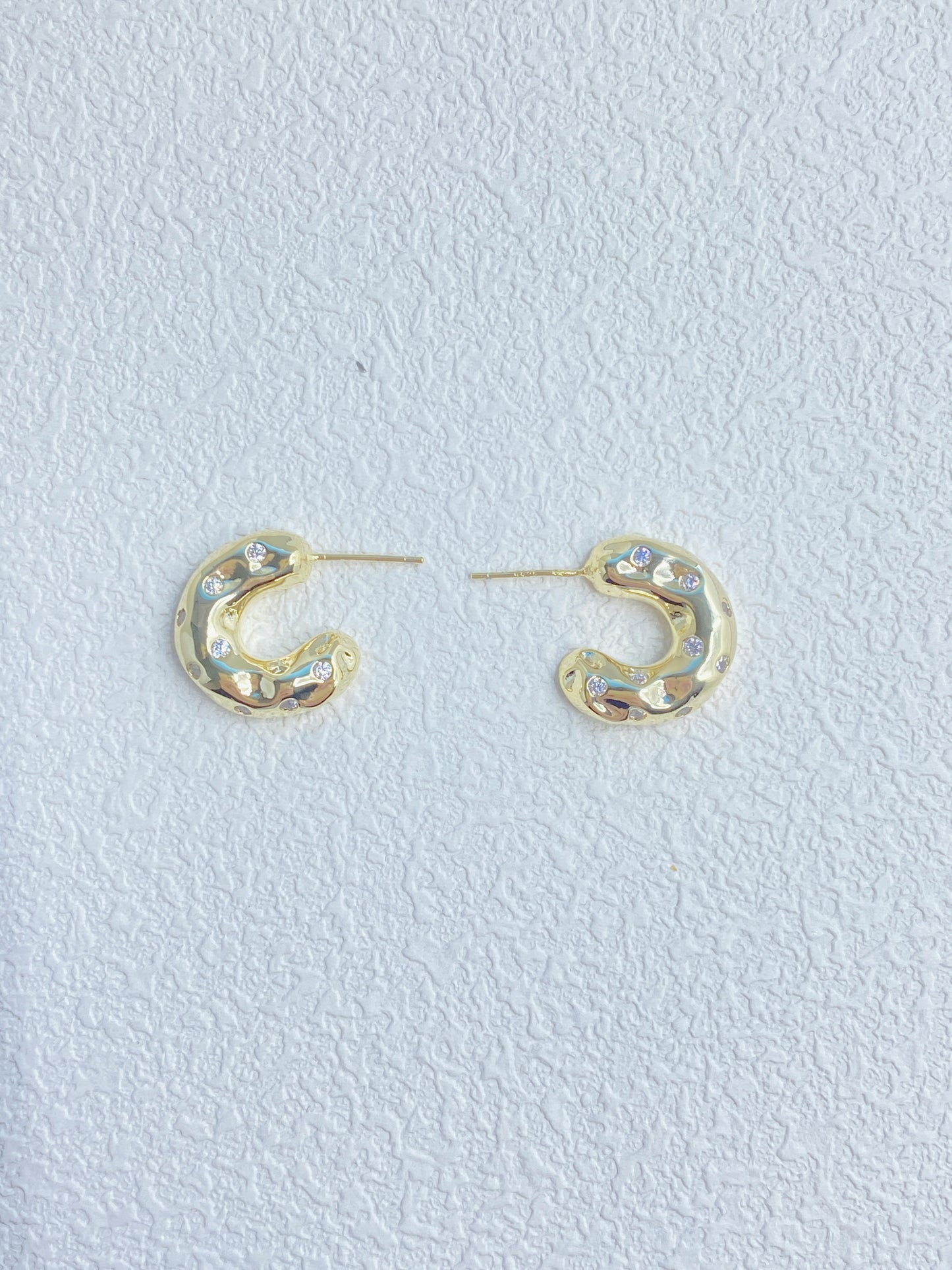 C-Shape Hoops