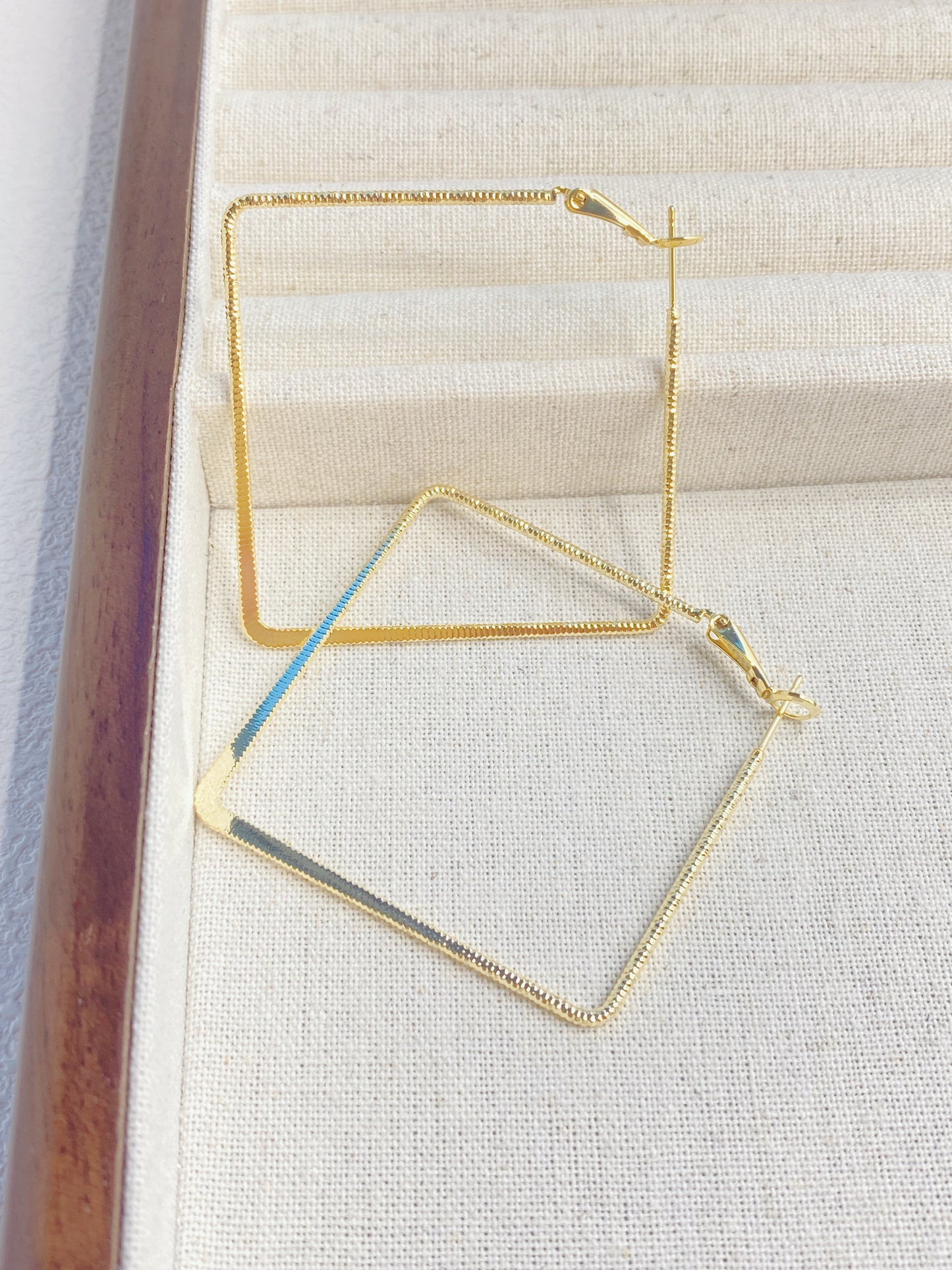 Simple Square Hoops