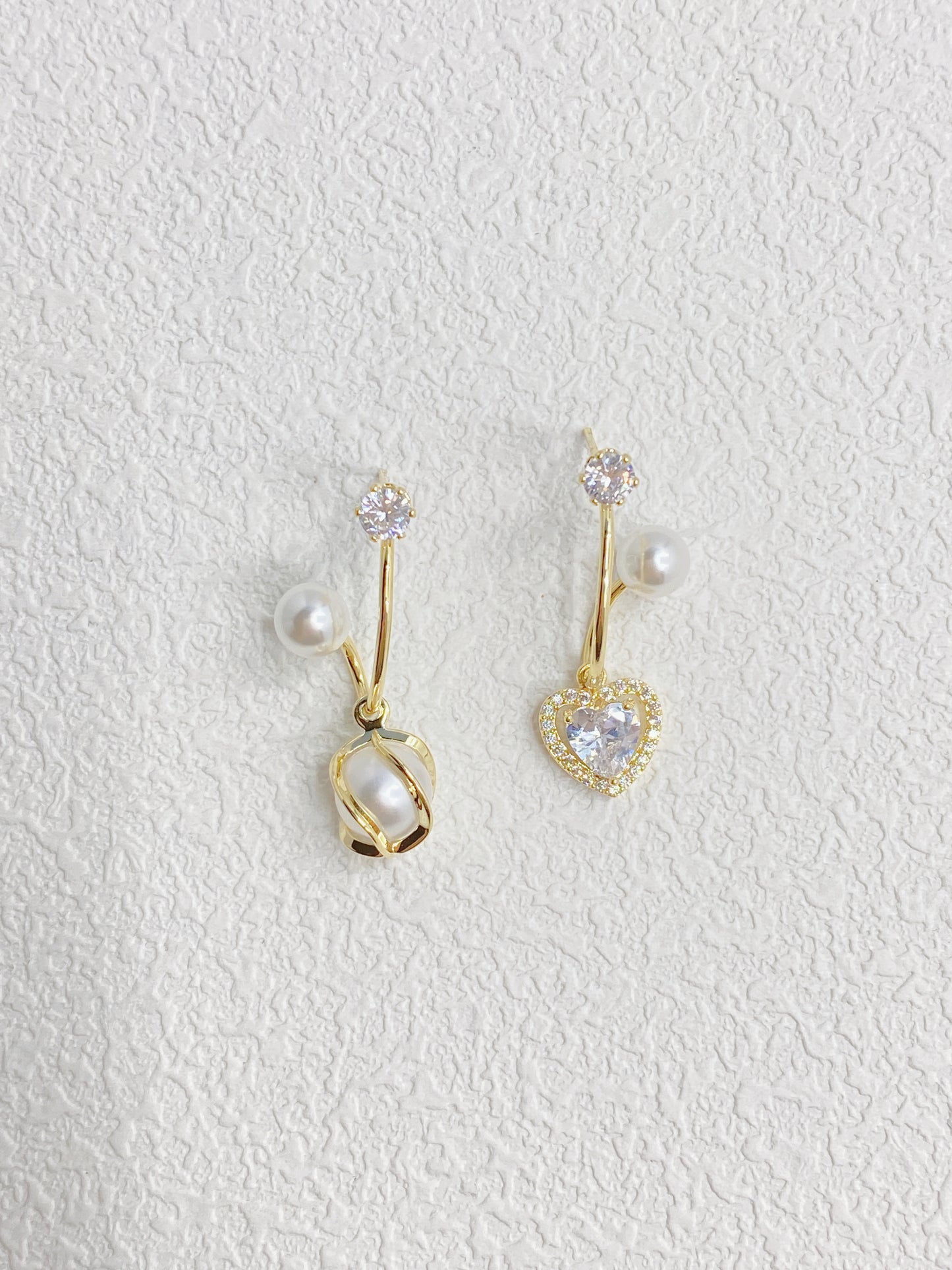 Pearl Asymmetrical Earrrings