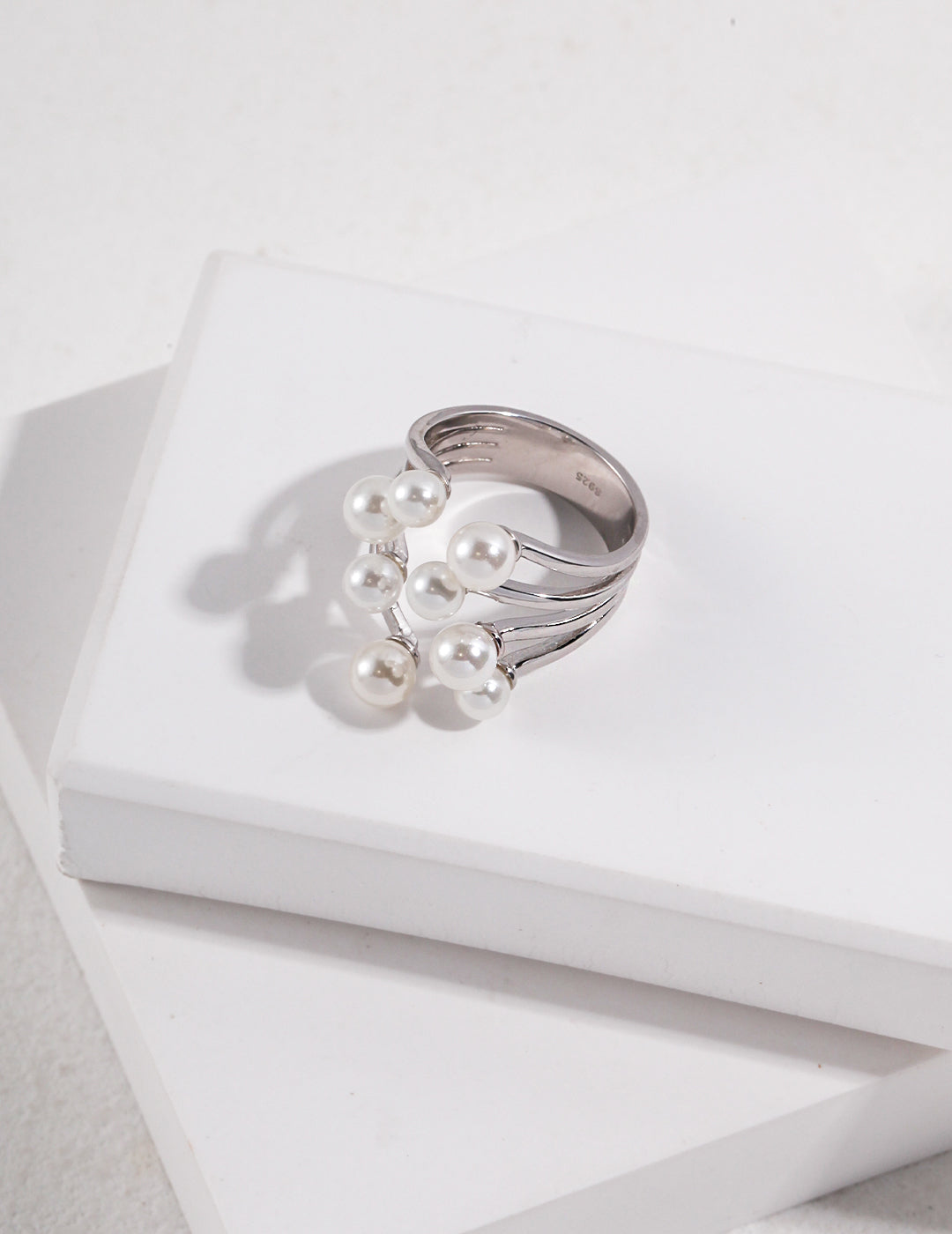 Shell Pearl Open Ring