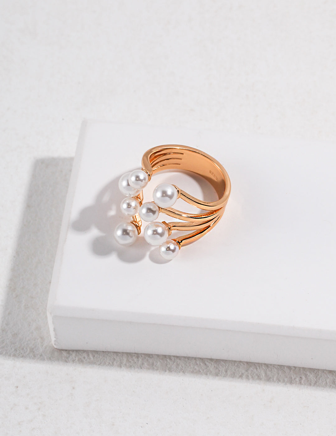 Shell Pearl Open Ring