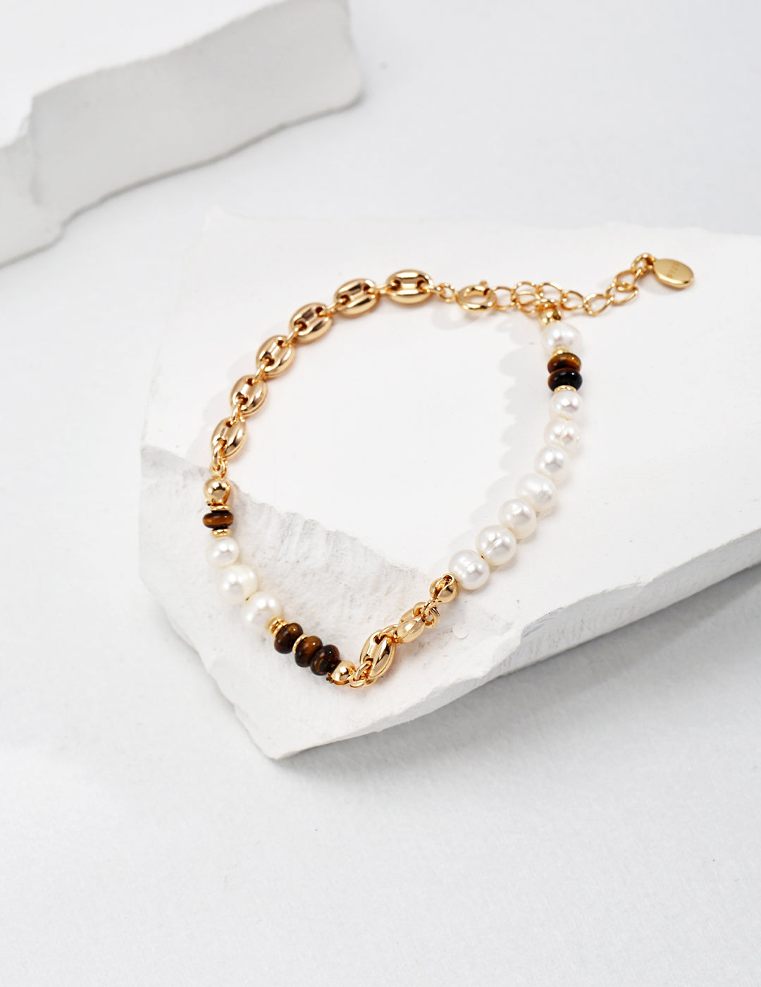 Pearl and Tiger-eye Bracelet